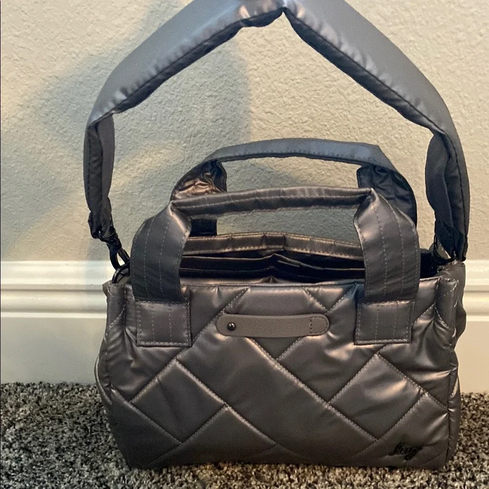 Lug Quilted Handbag -Jitterbug- Color- Metallic Pearl - Picture 4 of 5